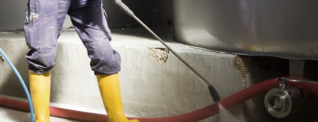 Schoonmaak van tanks